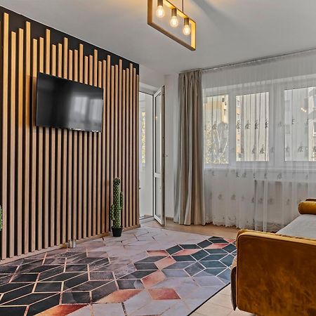 Apartament De Lux Drumul Taberei Bucarest Esterno foto