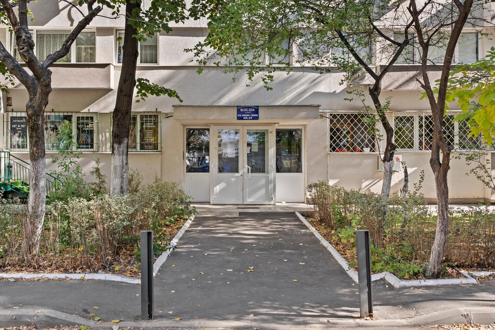 Apartament De Lux Drumul Taberei Bucarest Esterno foto